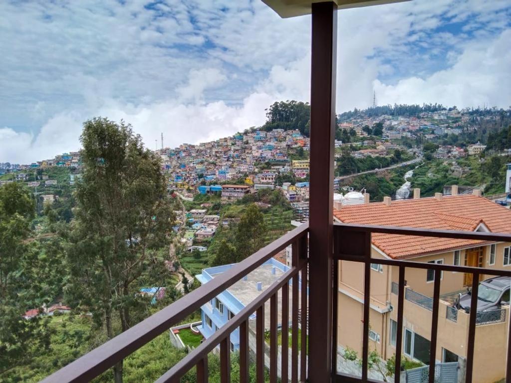 Abi'S Castle Lägenhet Kodaikanal Exteriör bild